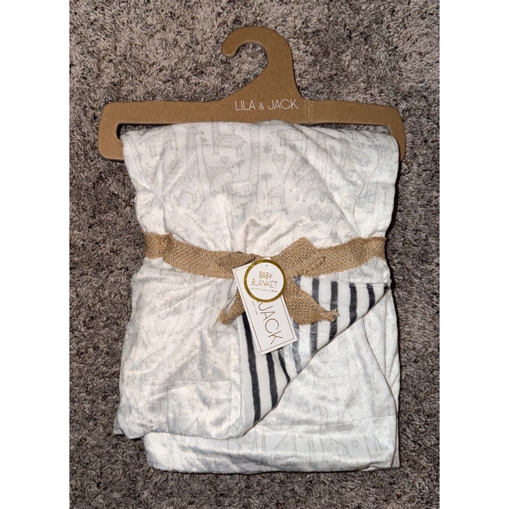 Lila & Jack Baby Blanket Gray White Stripe Elephant Giraffe Cloud Star Sun New